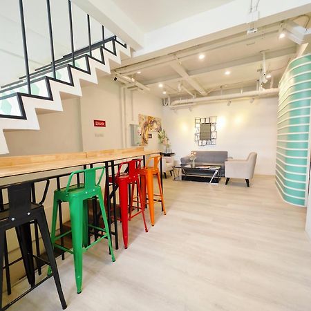 Ostay Asoke Bangkok Makkasan Buitenkant foto