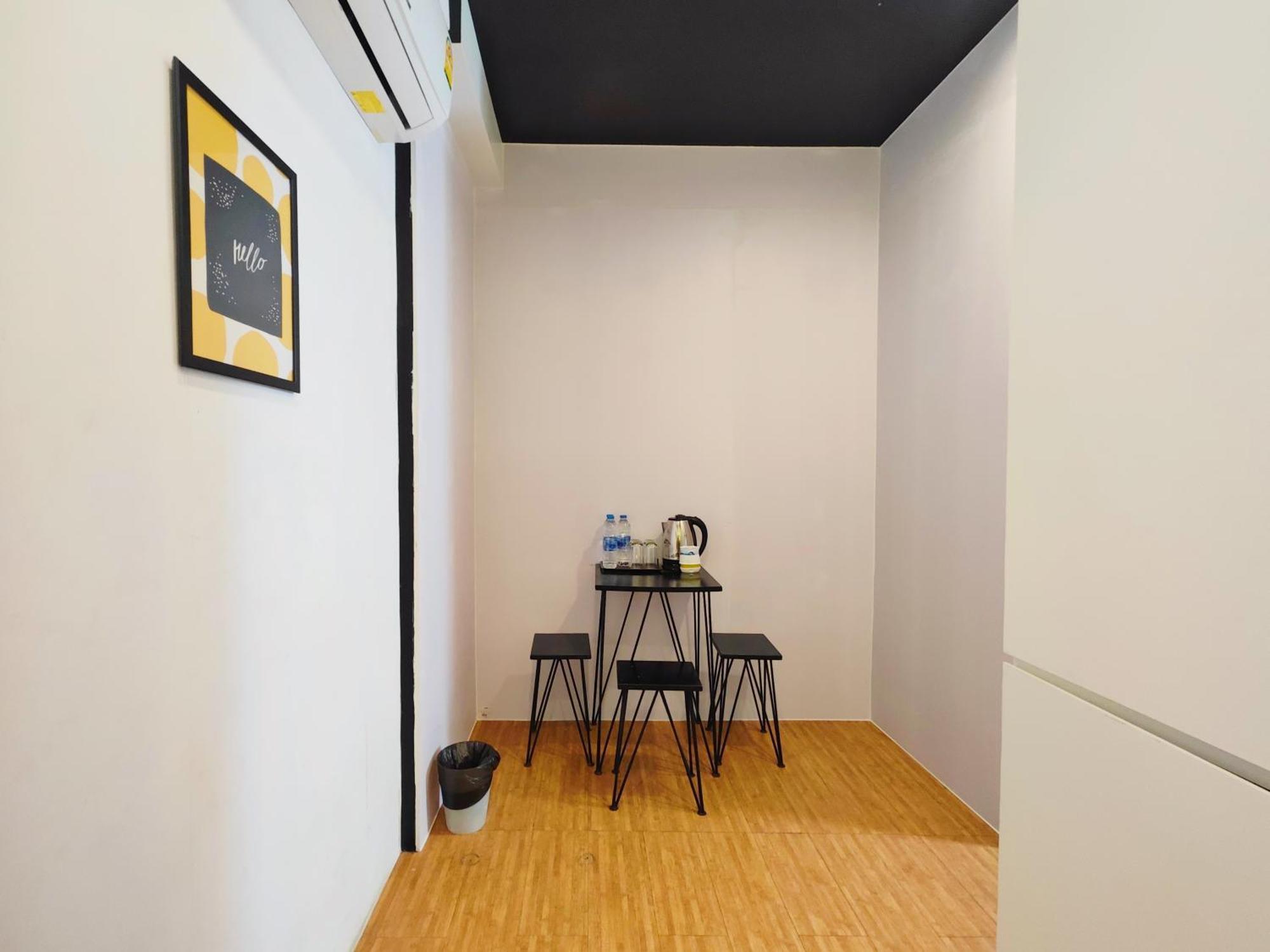 Ostay Asoke Bangkok Makkasan Buitenkant foto