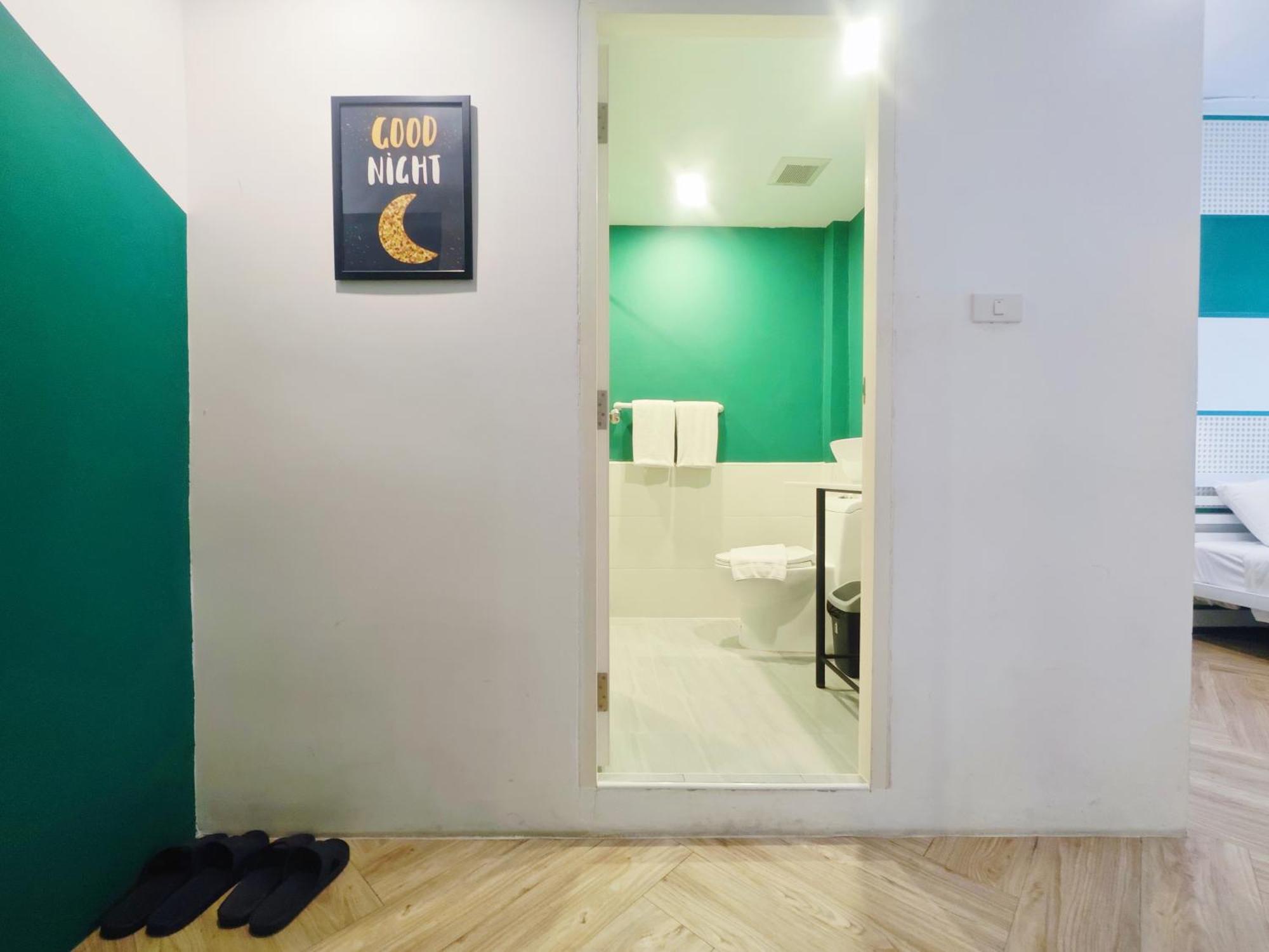 Ostay Asoke Bangkok Makkasan Buitenkant foto