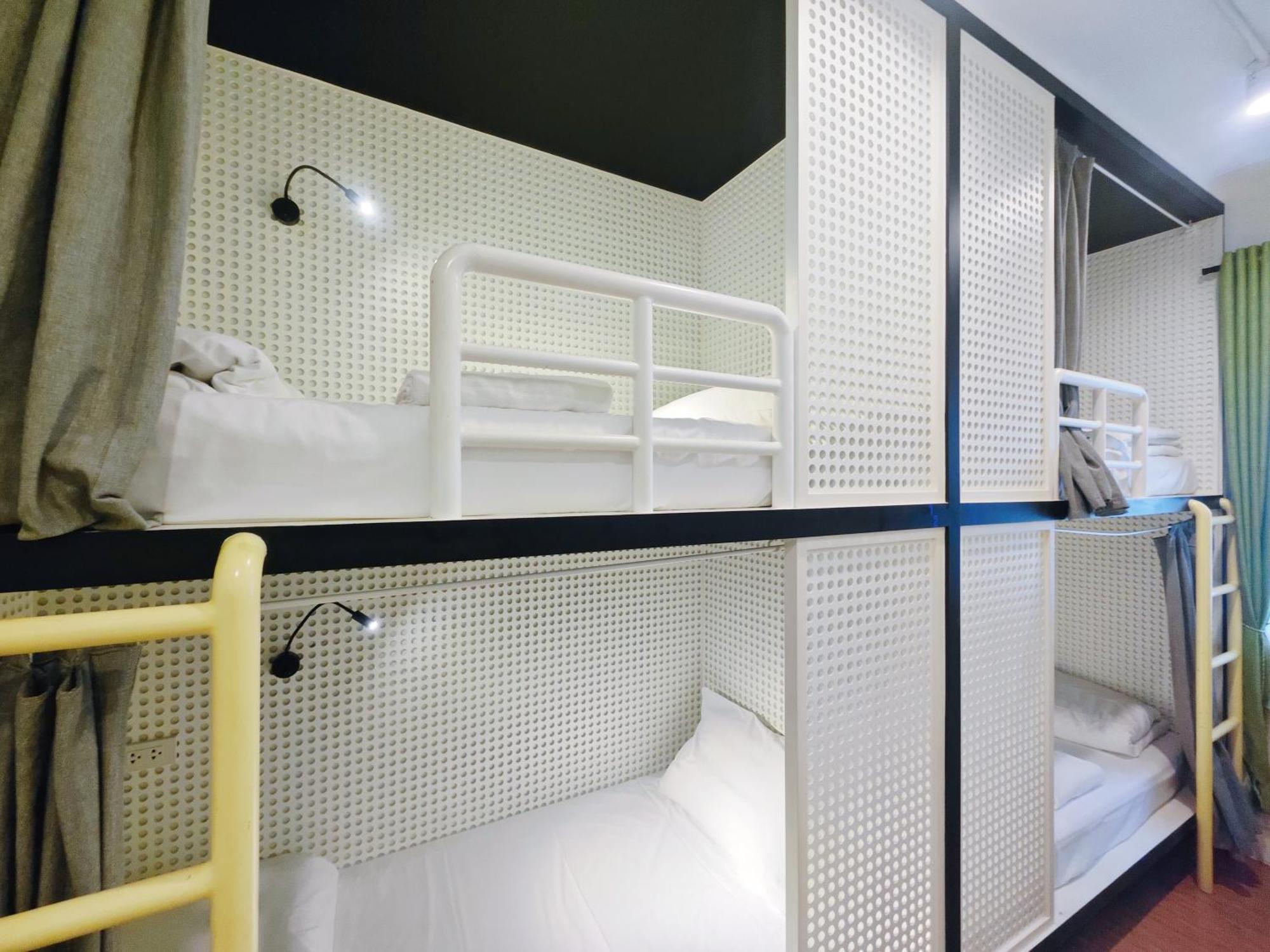 Ostay Asoke Bangkok Makkasan Buitenkant foto